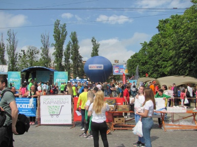 У Чернівецькому півмарафоні взяли участь півтори тисячі бігунів – фото