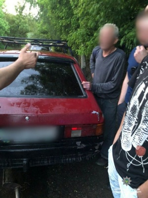 У Чернівцях виявили п'яного водія ВАЗу: драгер показав майже 2 проміле алкоголю