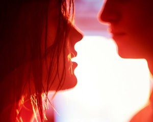 Чому не варто тягнути з першим сексом Чому не варто тягнути з першим сексом