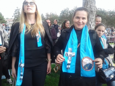 Чернівчани побували на зустрічі з Папою Римським у Румунії – фото
