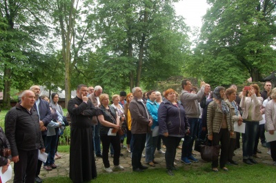 Чернівчани побували на зустрічі з Папою Римським у Румунії – фото
