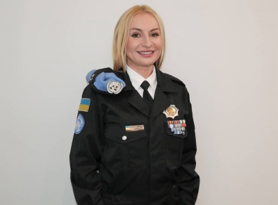 «Страшно було навіть виходити на ринок»: поліцейська з Буковини провела 7 років у миротворчих місіях в Африці та на Кіпрі