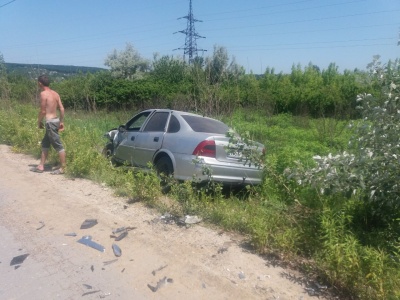 У Чернівцях поблизу Калинки зіткнулися два легковики: є потерпілі - фото