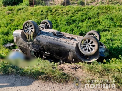 На Буковині перекинувся Range Rover, водій загинув на місці