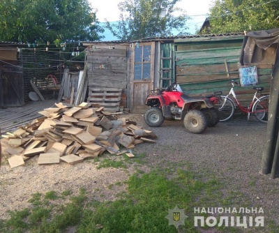 Залишив без нагляду: на Буковині у чоловіка викрали квадроцикл 