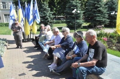«З цих місць 60% євреїв були вигнані»: у Чернівцях вшанували пам’ять жертв Голокосту