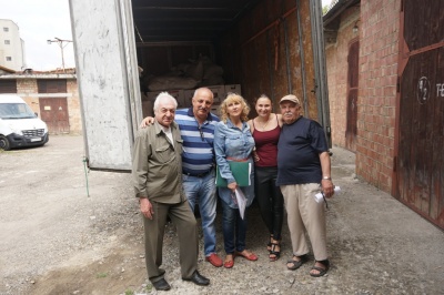 «Погляньте, які хороші речі!»: волонтери Буковини розподілили допомогу інтернатам і чорнобильцям