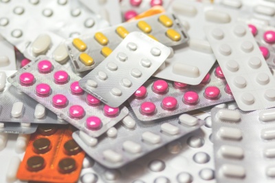 Як в Україні з вересня боротимуться з фальшивими ліками?