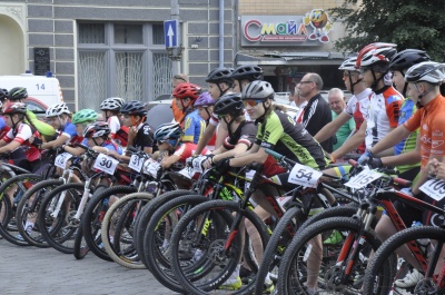 У Чернівцях проходить чемпіонат України з велоспорту