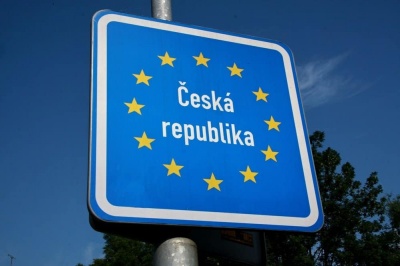 У Чехії змінилися правила видачі робочих карт українцям