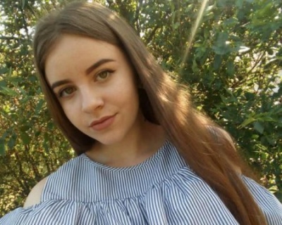 17-річній дівчині вистрелили в голову: медики борються за її життя
