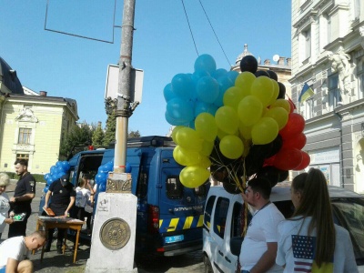 У Чернівцях більше ста людей бігли 5 км у пам’ять про загиблих воїнів – фото