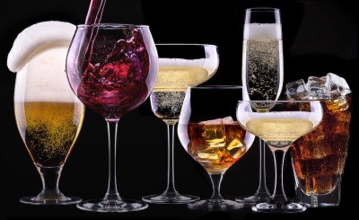 Названо 5 особливо небезпечних для організму людини алкогольних напоїв