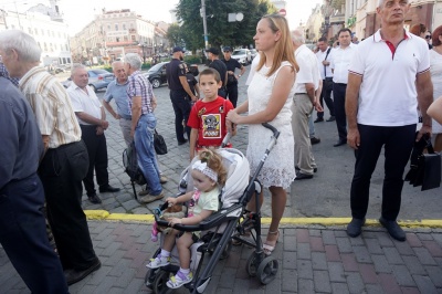 У Чернівцях відбувся спільний молебень за загиблими героями – фото