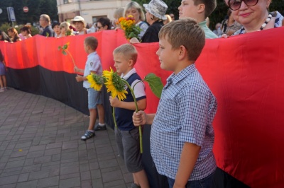 У Чернівцях відбувся спільний молебень за загиблими героями – фото