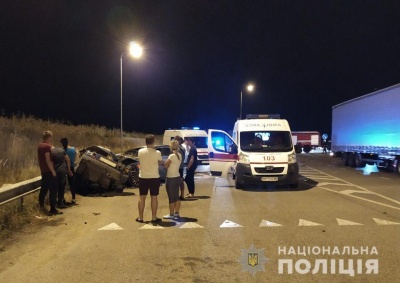 Четверо молодиків загинули у страшній ДТП на трасі Київ-Чоп, ще троє пасажирів у лікарні