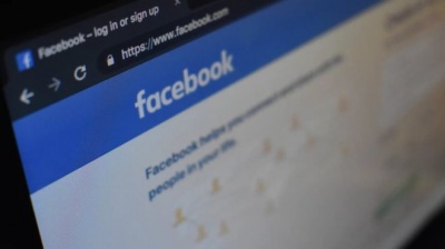 Facebook видалив сотні українських сторінок з мільйонами підписників