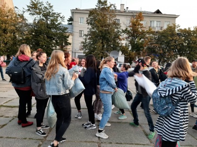 Масштабний бій подушками: у Чернівцях вирішили побити незвичний рекорд – фото