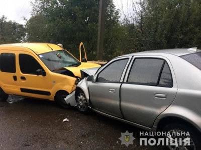 На Буковині за добу сталось дві ДТП, є постраждалі - фото