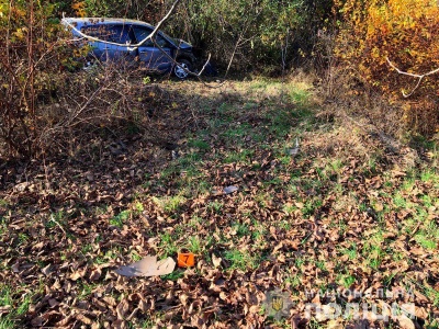 На Буковині внаслідок зіткнення двох легковиків травмувався чоловік – фото