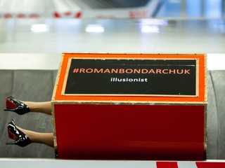 Мережу розсмішив незвичайний багаж в аеропорту "Бориспіль" - відео