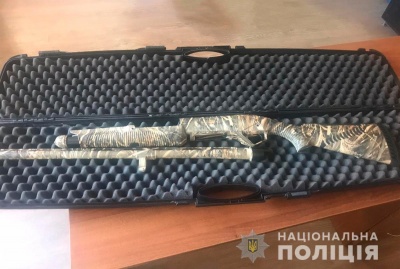 На Буковині протягом жовтня до поліції добровільно здали понад 200 одиниць зброї