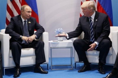 Трамп заявив, що не проти поїхати до Путіна на 9 травня