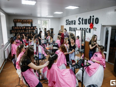 Хочеш стати класним перукарем - навчайся у кращих. Школа краси "Slava Studio" запрошує на навчання. *