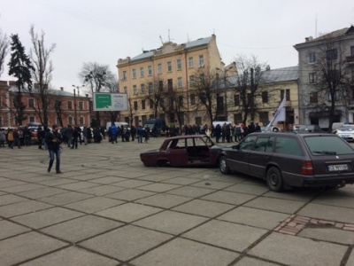 Сьогодні у Чернівцях провели масштабну екшн-акцію