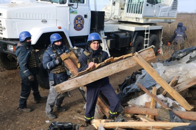 Рятувальники розпочала демонтаж бліндажів на лінії розмежування