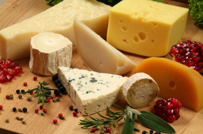 Лікарі назвали сир, одна порція якого може знизити кров’яний тиск