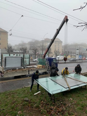 У Чернівцях на проспекті Незалежності встановлять сучасні зупинки