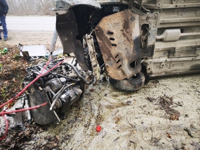 ДТП з потерпілими на Буковині: авто злетіло в кювет