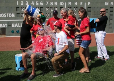 Помер бейсболіст, який надихнув світ на Ice Bucket Challenge