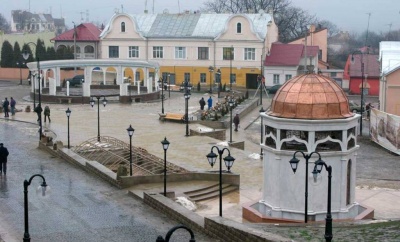 Чому на площі Пресвятої Марії не варто будувати капличку – точка зору