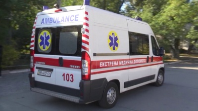 У Чернівцях біля гімназії школяр потрапив під колеса автівки