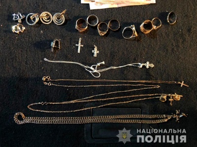 На Буковині затримали групу злодіїв, які грабували квартири чернівчан