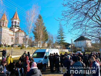 Відкриття скейт-парку і церковний конфлікт на Буковині. Головні новини 22 грудня