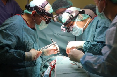 Українські лікарі вперше за 15 років провели пересадку серця