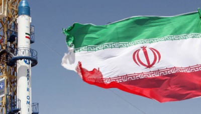 Аятола Хаменеї поклявся “жорстоко помститися” США за вбивство генерала Сулеймані