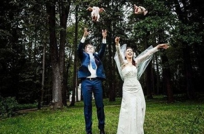 Наречена в країні ліліпутів та голови молодят у келихах: весільні фото, які краще нікому не показувати