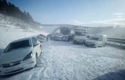 У Словаччині через негоду зіткнулися 19 авто: постраждали п'ятеро українців - фото