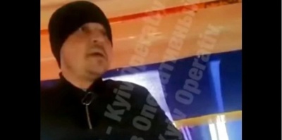 У Києві в маршрутці надавали стусанів чоловіку, який назвав українців «ср**ою нацією» - відео