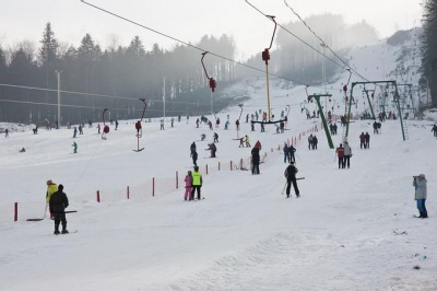 День на лижах – за півтори тисячі: скільки коштують зимові розваги на курортах Буковини