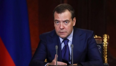 В Росії у відставку йде уряд Медведєва