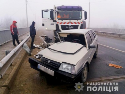ДТП із сміттєвозом неподалік Чернівців: у поліції розповіли деталі