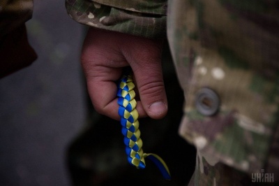Доба на Донбасі: 10 обстрілів, один український військовий загинув