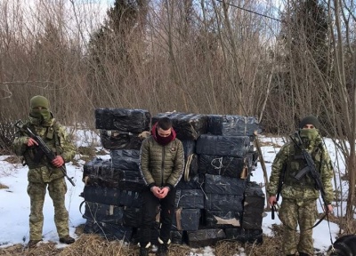 Стрілянина на кордоні Буковини: прикордонники затримали контрабанду вартістю 700 тисяч