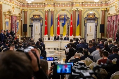 Зеленський заявив, що Україну має накрити лавина з інвестицій