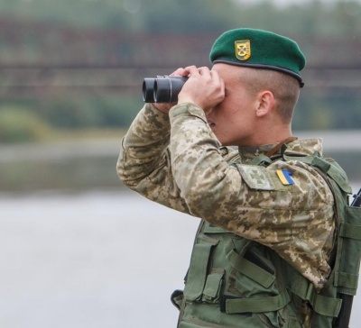 На Буковині затримали трьох чоловіків, які тікали від прикордонників